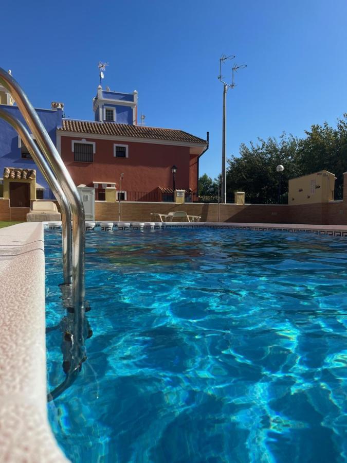 Casa Rodasa - 2 Bedrooms, Roof Terrace, Airco, Front-terrace, Back-patio, Communal Pool, Etc Holiday home