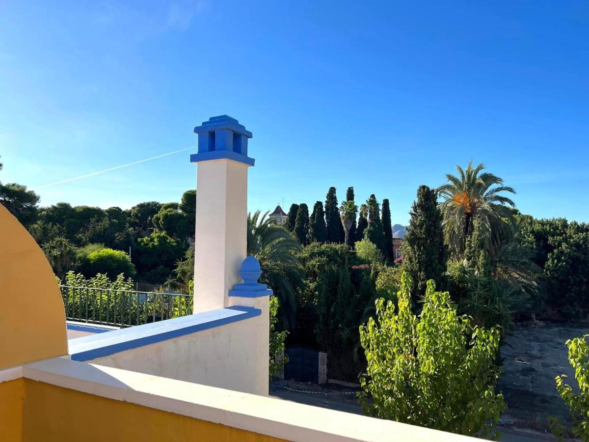 Casa Rodasa - 2 Bedrooms, Roof Terrace, Airco, Front-terrace, Back-patio, Communal Pool, Etc
